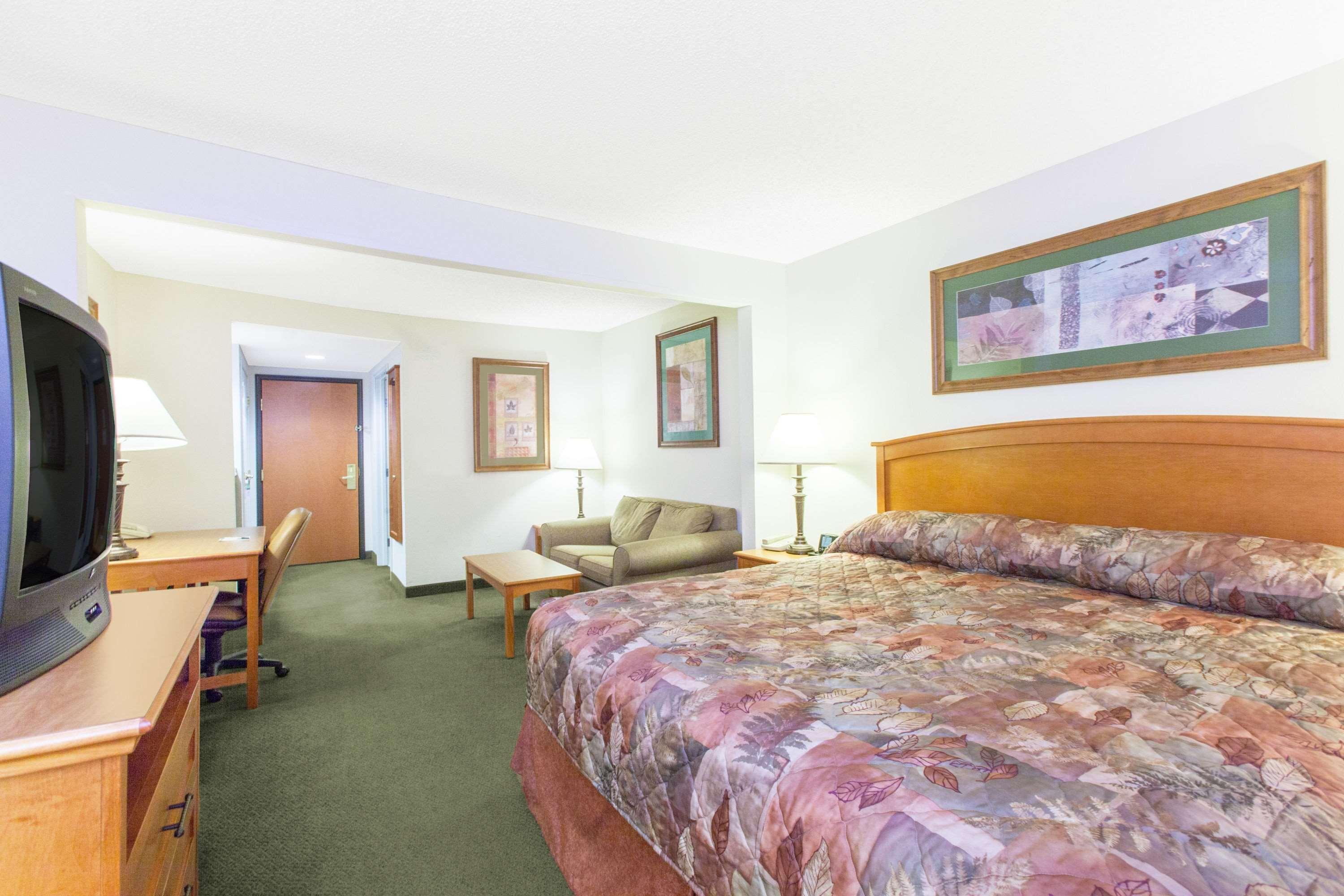 Wingate By Wyndham Bentonville Extérieur photo